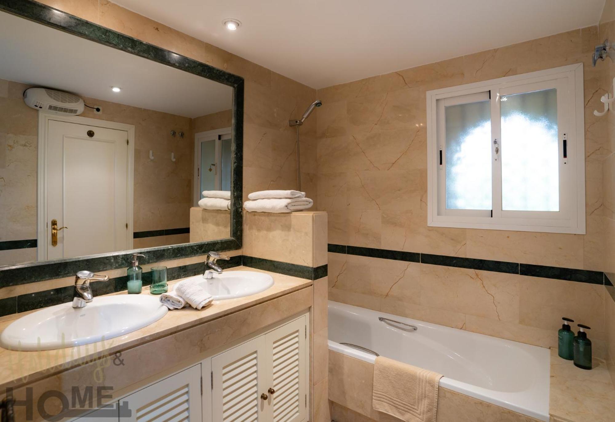 شقة Hacienda Playa Elviria 300 M Playa,Jardin , 2 Hab ,ماربيا المظهر الخارجي الصورة